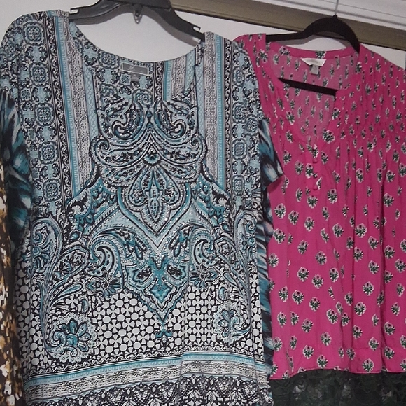 JM Collection Tops - 2 Tops JM Collection Turquoise& Black Printed Tunic.Crown&ivy Pink w/ GreenLace